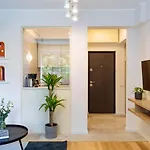 Lemon Elegant Old Town