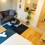 Lemon Elegant Old Town شقة *