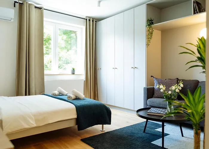 Lemon Elegant Old Town Apartment Bucharest